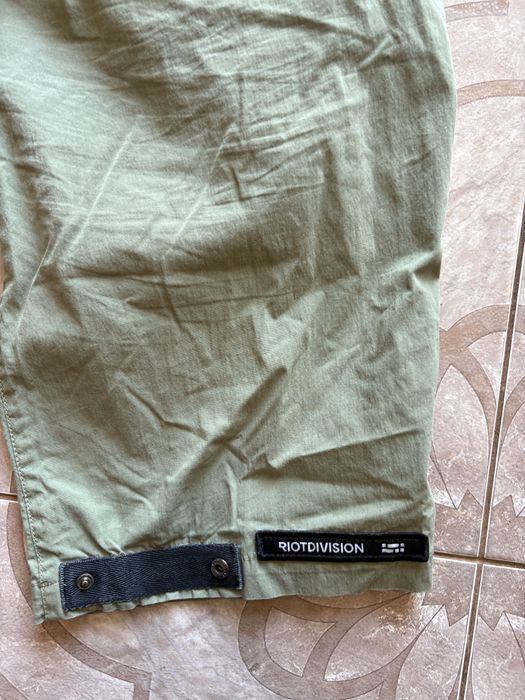 Штани riot division