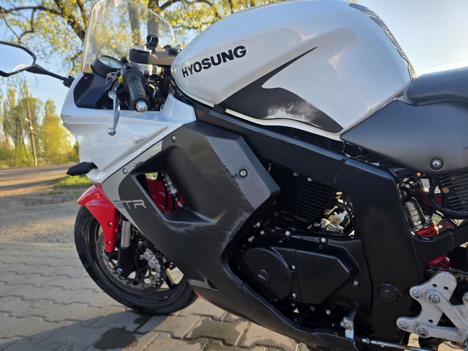 Hyosung GT250RC 2013