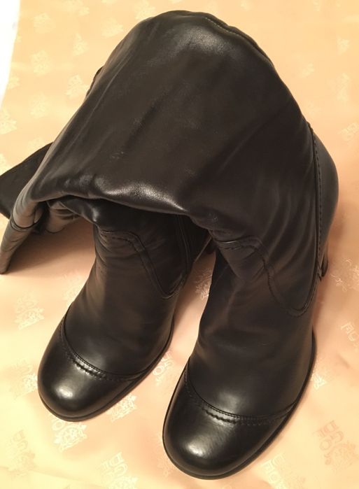 Сапоги ботфорты GODE Италия, р-р 36 (25 см), кожа, черные, отл.сост.