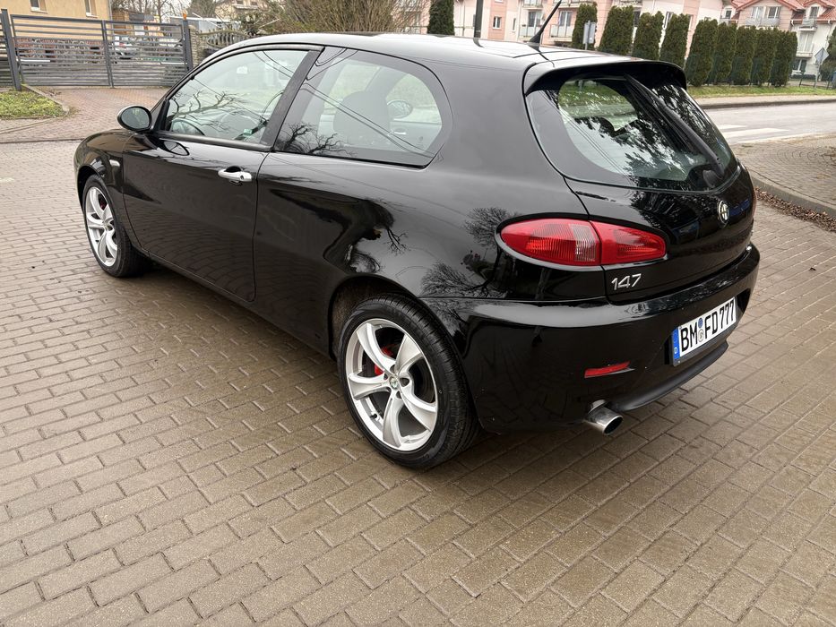 Alfa Romeo 147 Q2 bose 1.9 jtdm 16v
