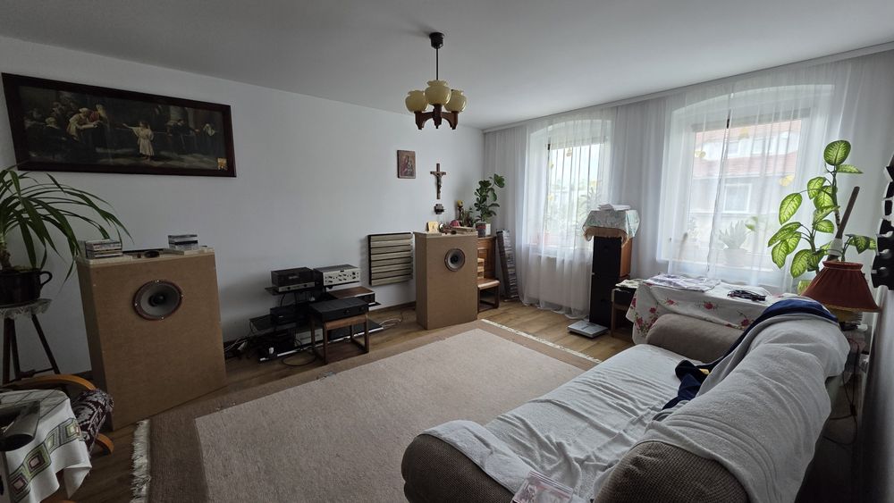 Piętro domu 49 m²+ przybudówka około 22 m² z osobnym wejściem, bezczynszowe, bez pośredników