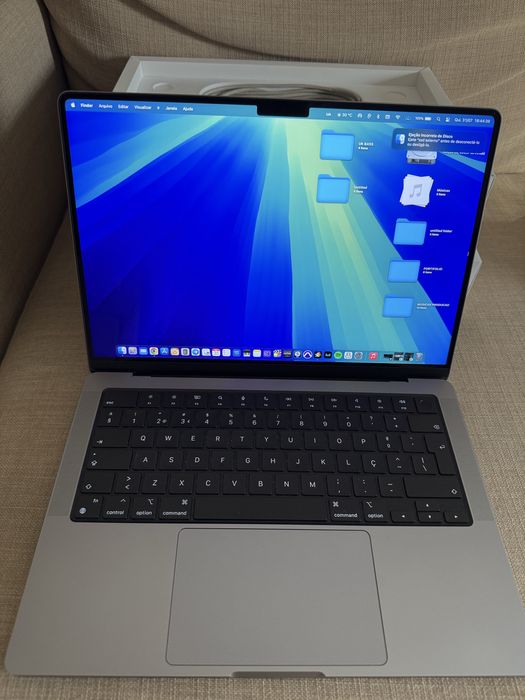 Mac book pro 14 m1 pro 32 gigas  ssd 512