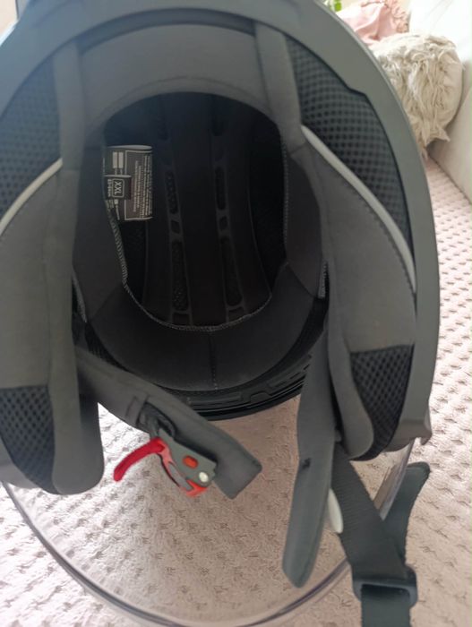 Kask motocyklowy Rhino