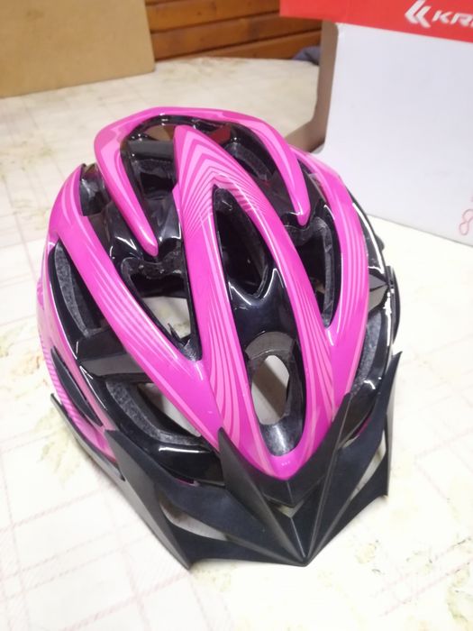 Kask rowerowy Kross malinowy