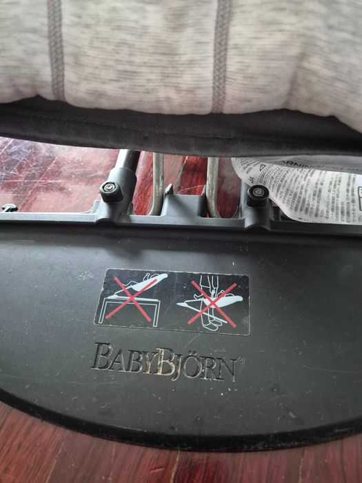 Cadeira Espreguiçadeira bebé Baby Bjorn