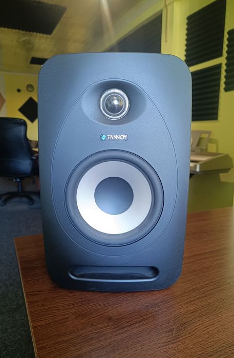 Активні студійні монітори Tannoy Reveal 502