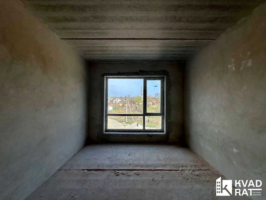 Стильний та функціональний дуплекс у затишному районі!