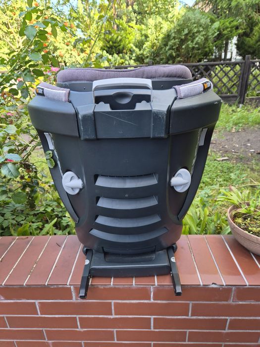Super bezpieczny fotelik samochodowy  BeSafe iZi Flex fix i-Size 110-150cm - czysty, wyprany