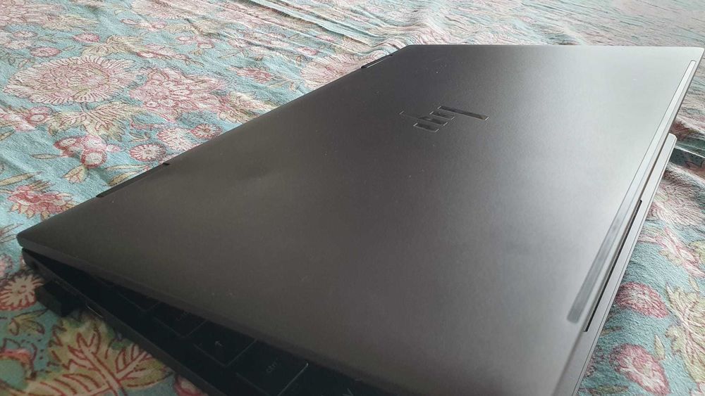 Portátil HP Envy x360