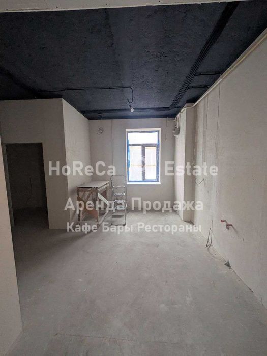 Аренда. Фасад. 1эт. 17.7м2. Помещение. пр-т. Науки 59.