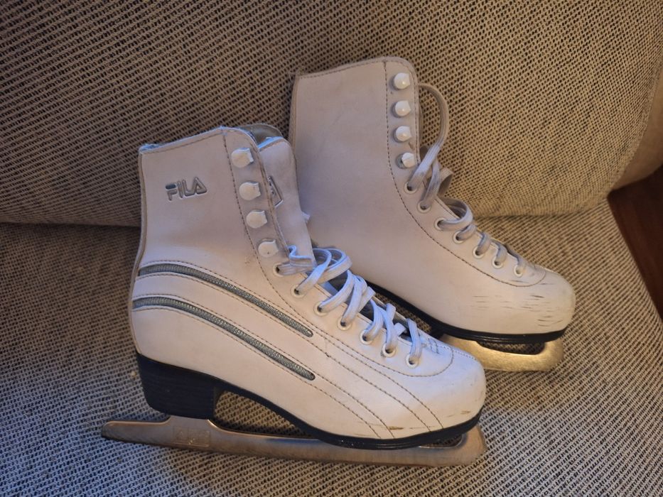 Łyżwy figurowe Fila białe rozm. 8 3/4