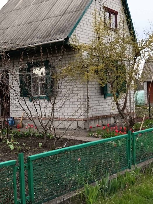 Дача и 6 соток земли