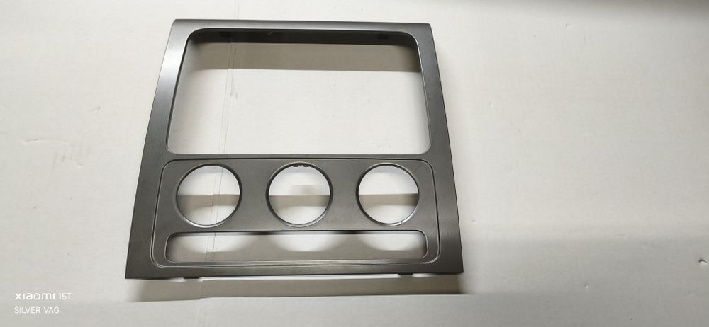Ramka radia VW Touran LIFT 03 10 Części