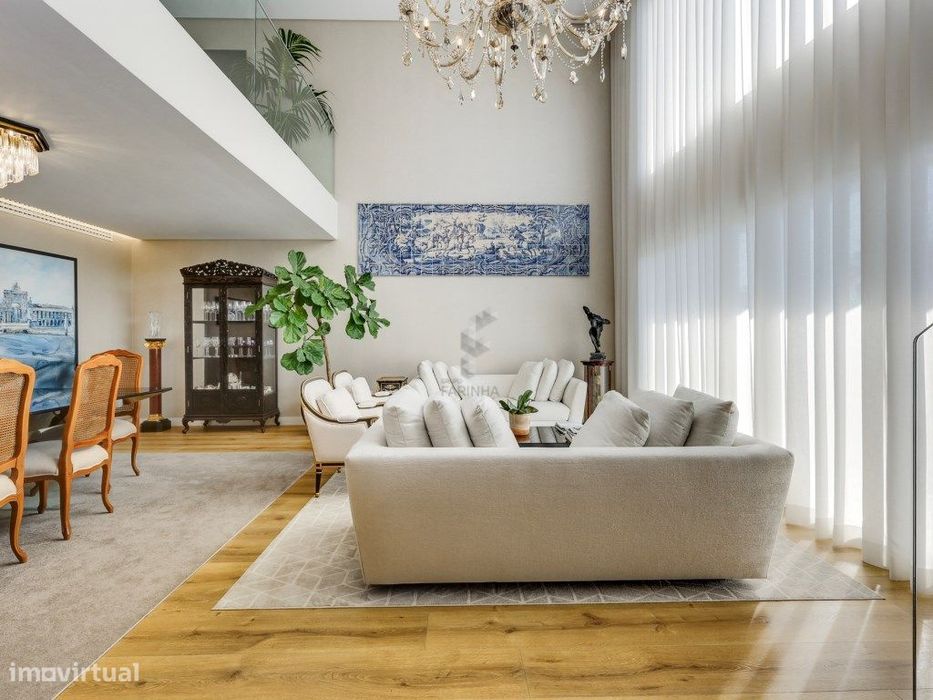 Magnífico e Exclusivo Penthouse T4 DUPLEX