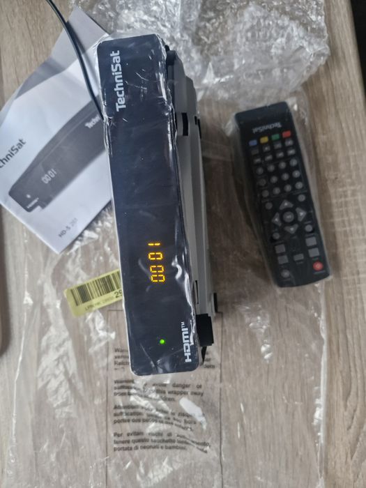 Dekoder Tuner TechniSat DVB-T2 HEVC [