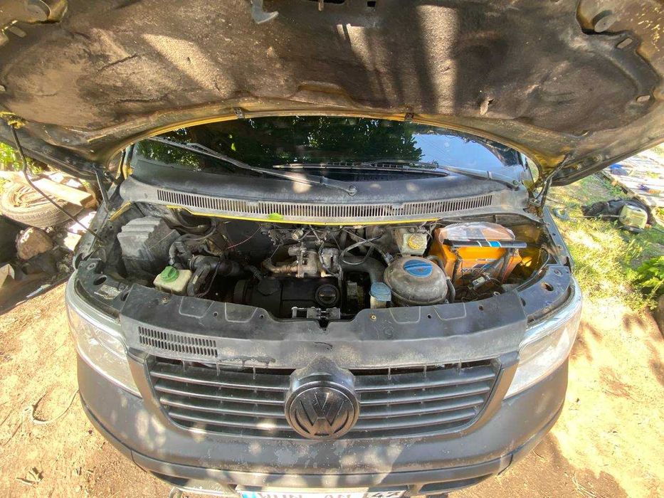 Продаю Volkswagen Transporter T5 2005 1.9 TDI МКПП