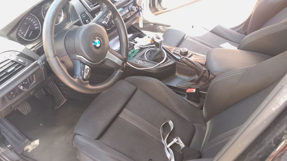 BMW f21 2016 preto