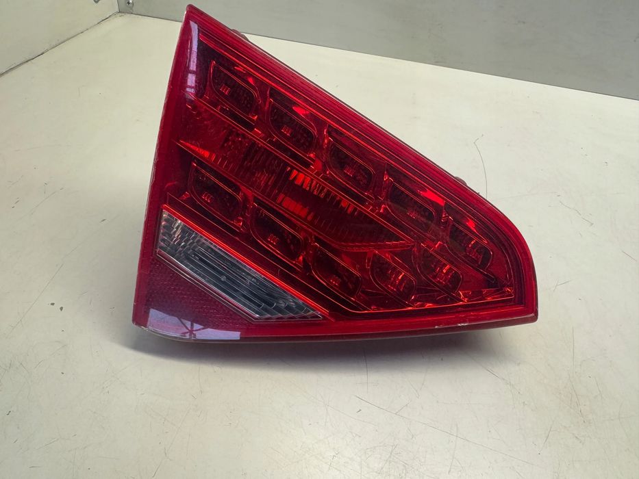Audi A5 8T Sportback Lampa Lewy TYŁ W Klapę LED 8T0945093A
