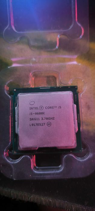 Processador Intel® Core™ i5-9600K (Cache de 9M, até 4,60 GHz)