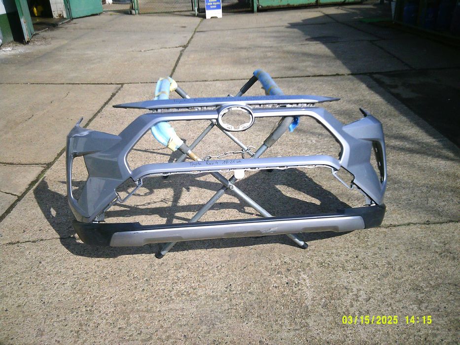 Zderzak przedni+ spoiler+ listwa dolna Toyota Rav 4 18-21r.