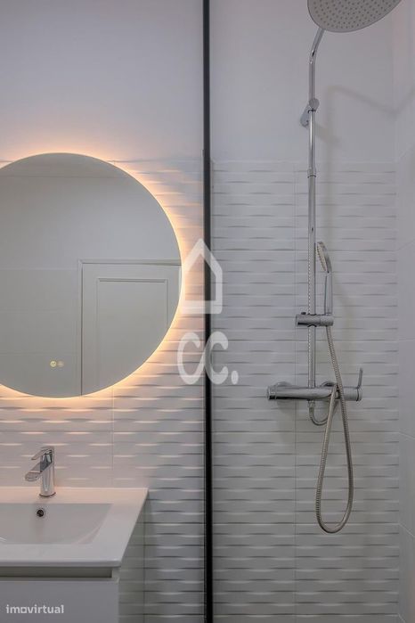 Imóvel remodelado com 71m2!