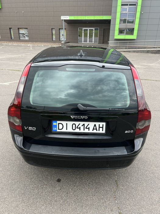 Продам Volvo v50 tdi