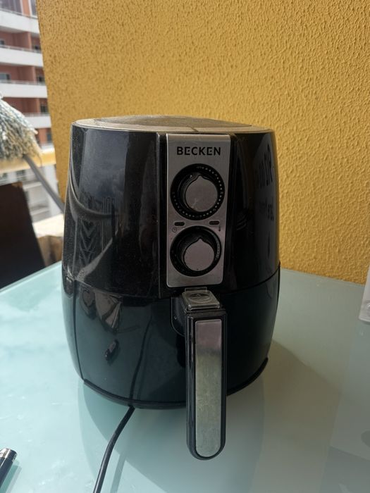 Air fryer em bom estado