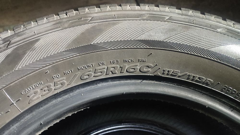 Шины зима 235/65 R16C Henkook