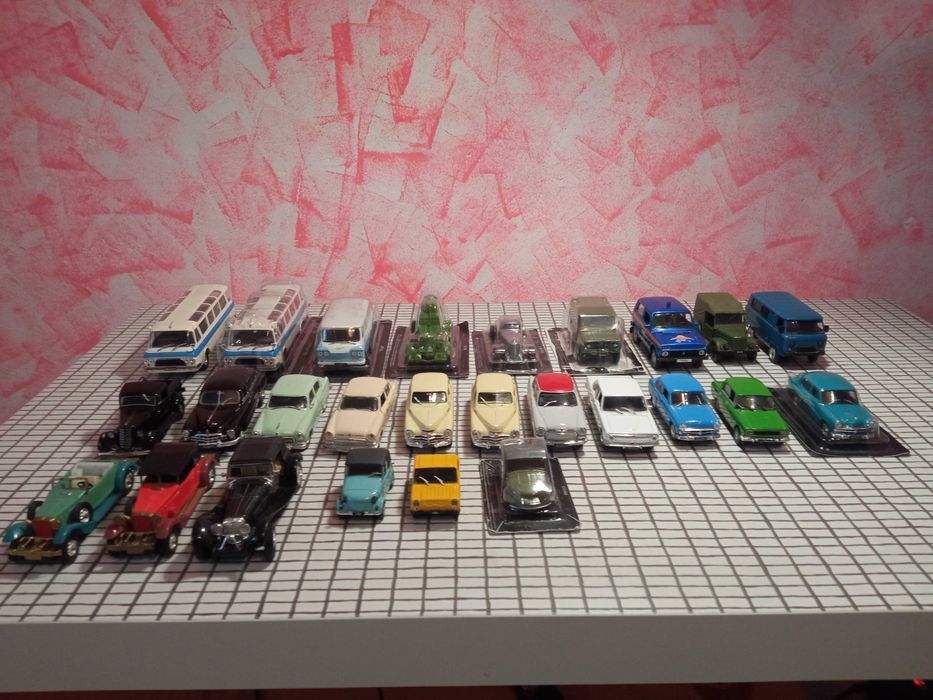 Машинки колекційні