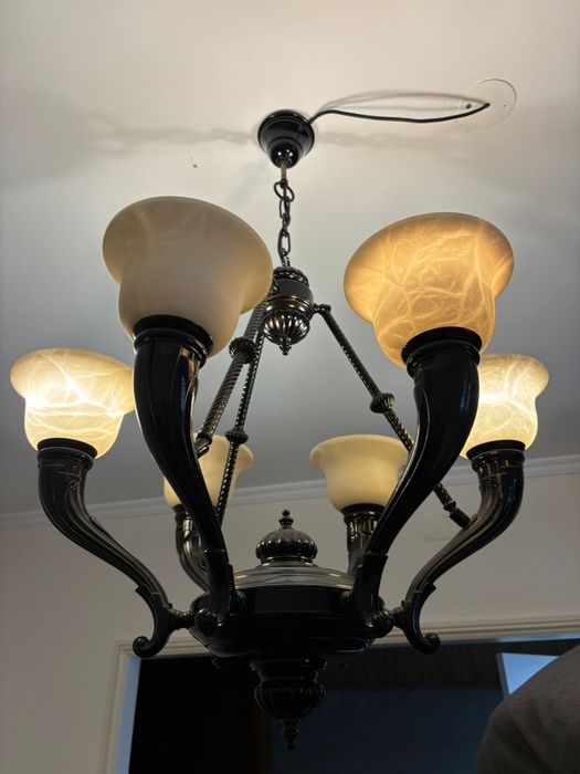 Candelabros/candeeiros de teto vintage em ferro fundido