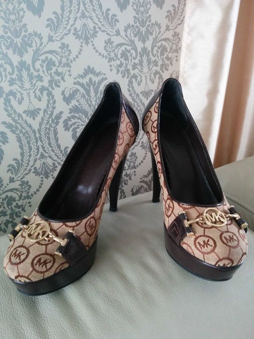 Szpilki Michael Kors/buty na obcasie/39/eleganckie/brąz/złote