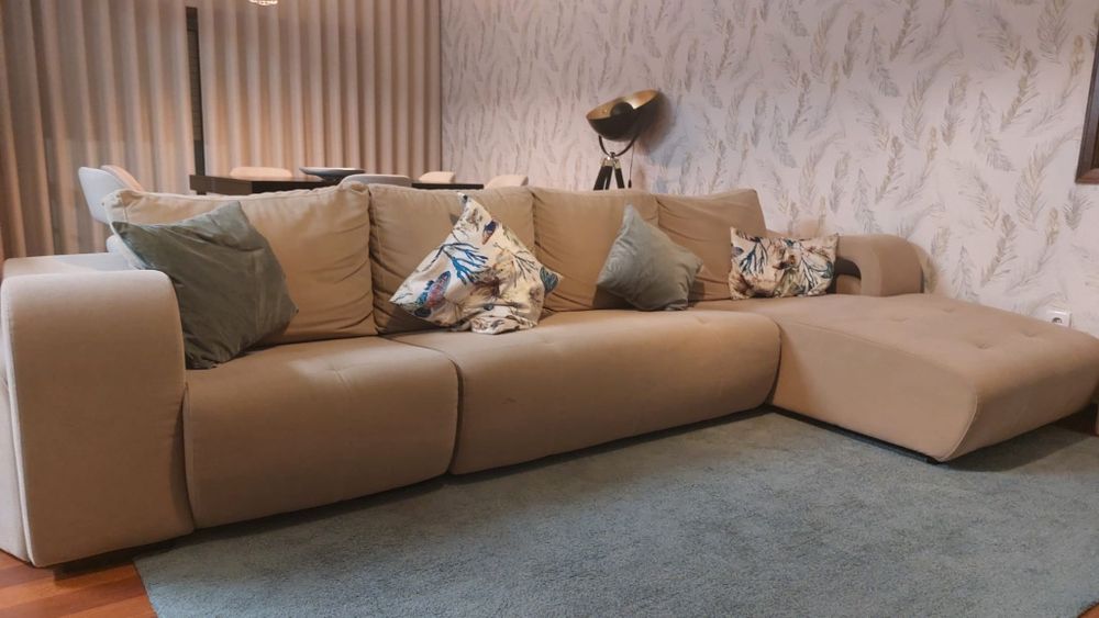Sofá chaise longue beje