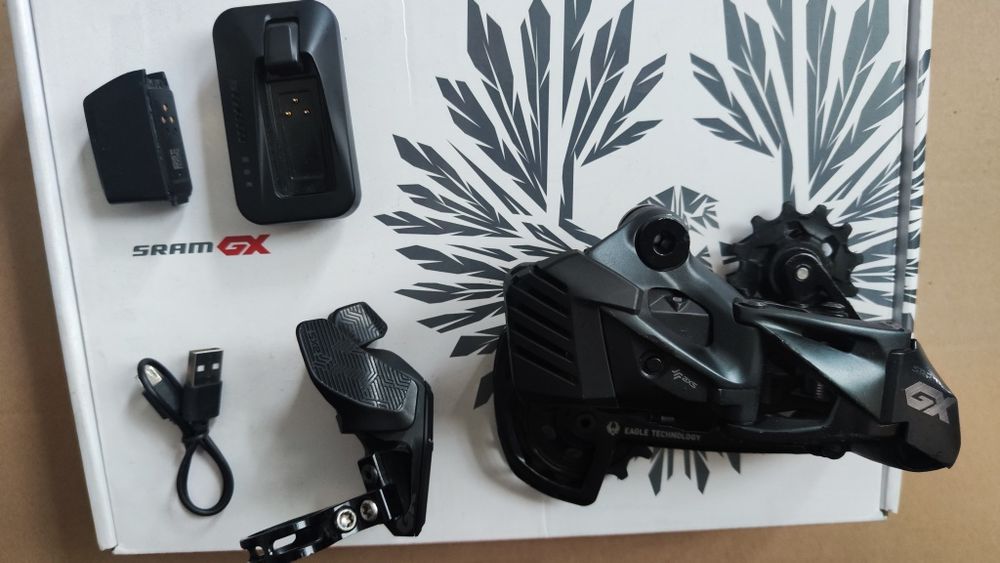 Przerzutka Sram GX AXS Eagle 12rz elektryczna + Manetka+Ładowrka KIT