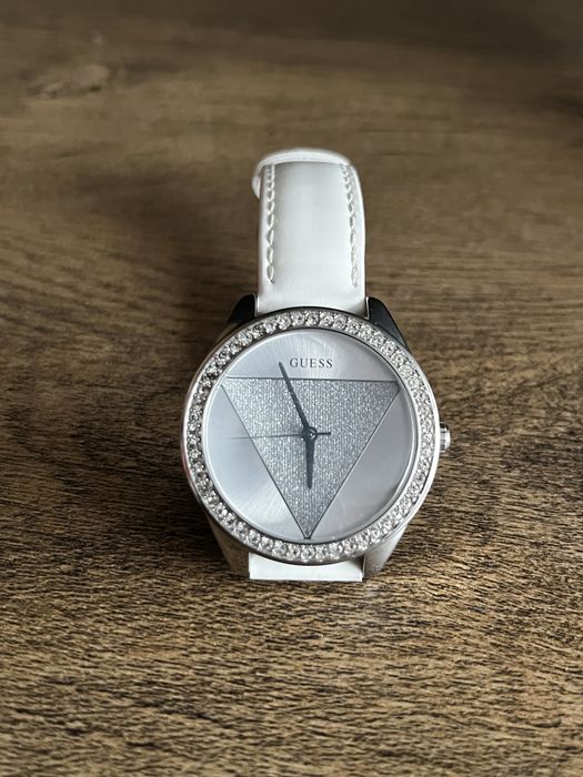 Orginalny zegarek Guess biały damski