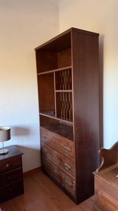 Conjunto de 2 movéis rusticos de Madeira