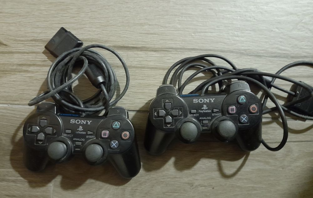 PlayStation 2 (PS2)
