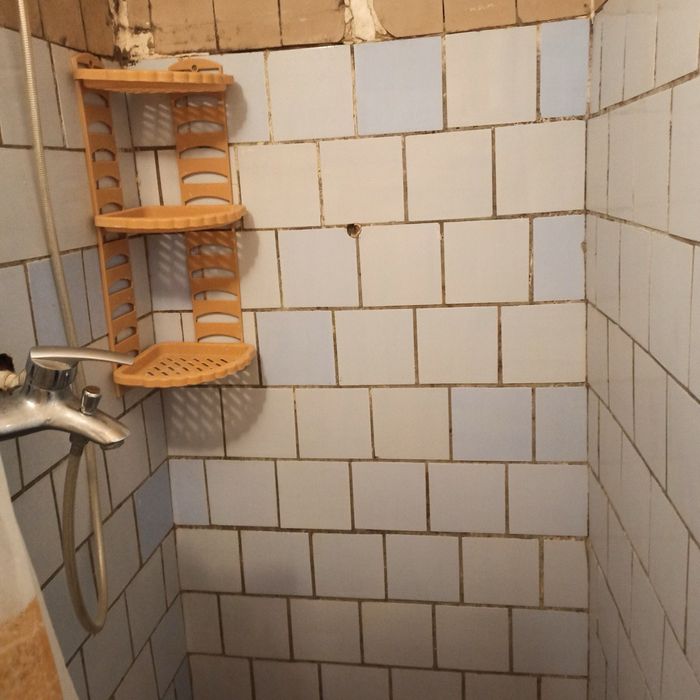 Продаж кімнати на Вишеньці