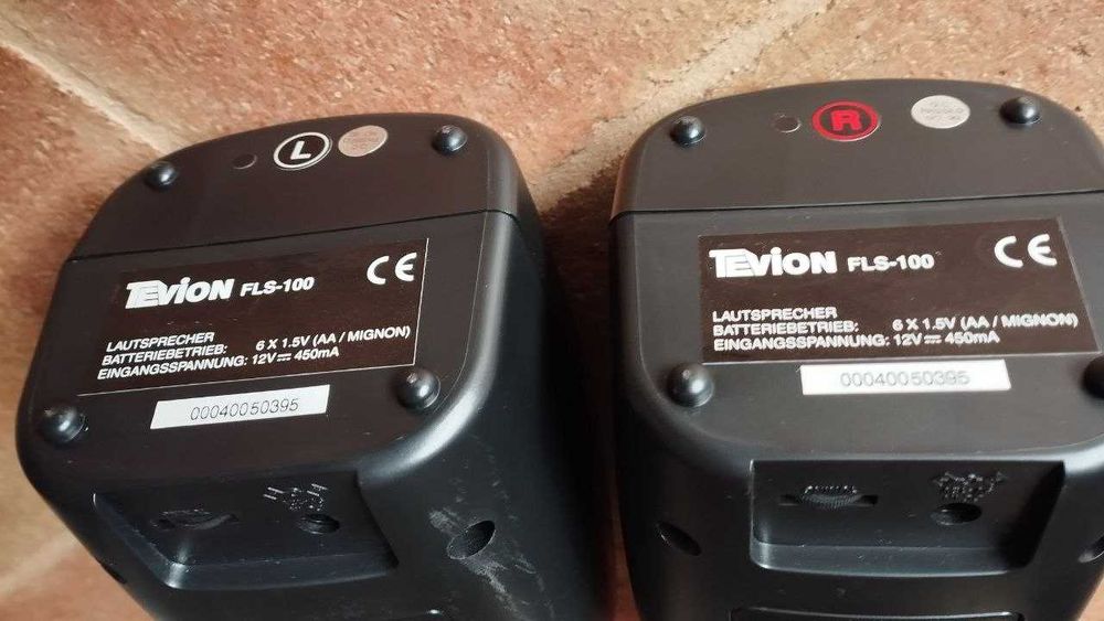 Coluna de Som Tevion FLS-100 Estéreo Portátil