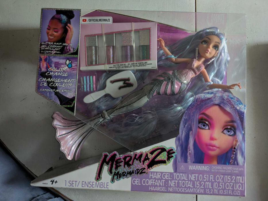 Boneca Mermaze Mermaidz - sereia com c função de mudança de cor