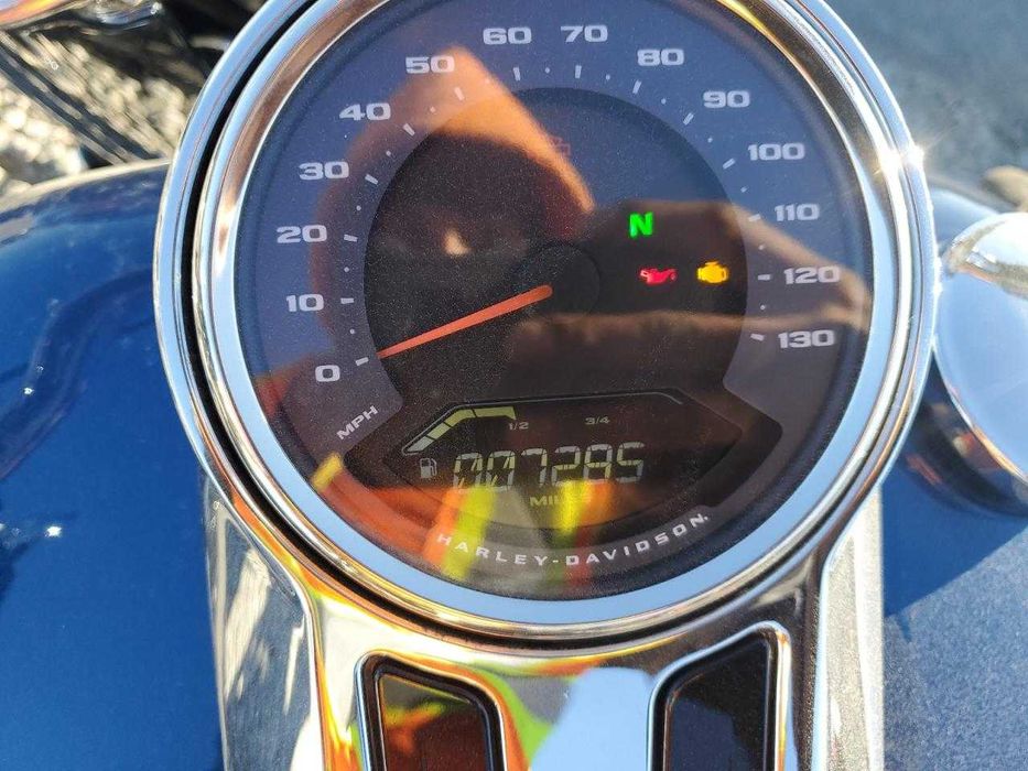 Harley-Davidson FLFBS 2022