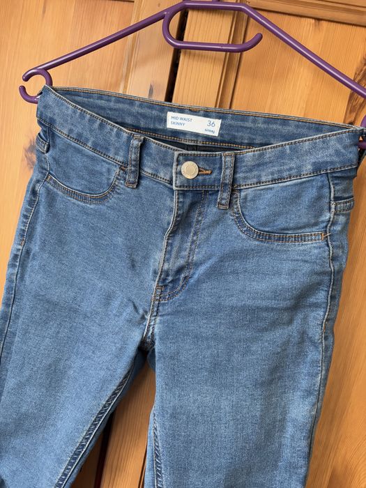 Jeansy skinny mid waist, 69% bawełna r. XS/S
