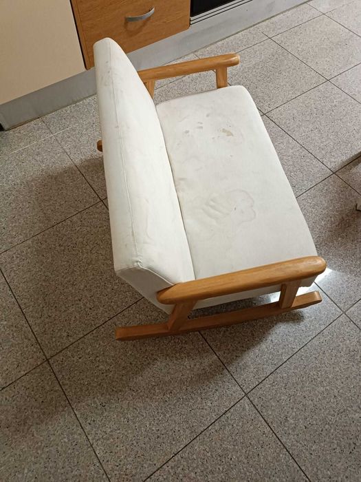 Sofa para crianças (faz de baloiço)