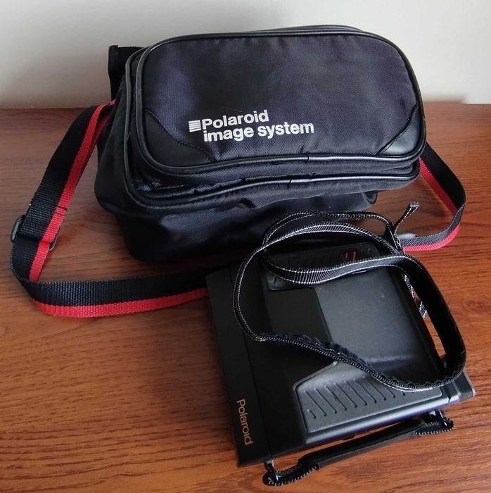 Фотоапарат Polaroid Image Pro із сумкою.