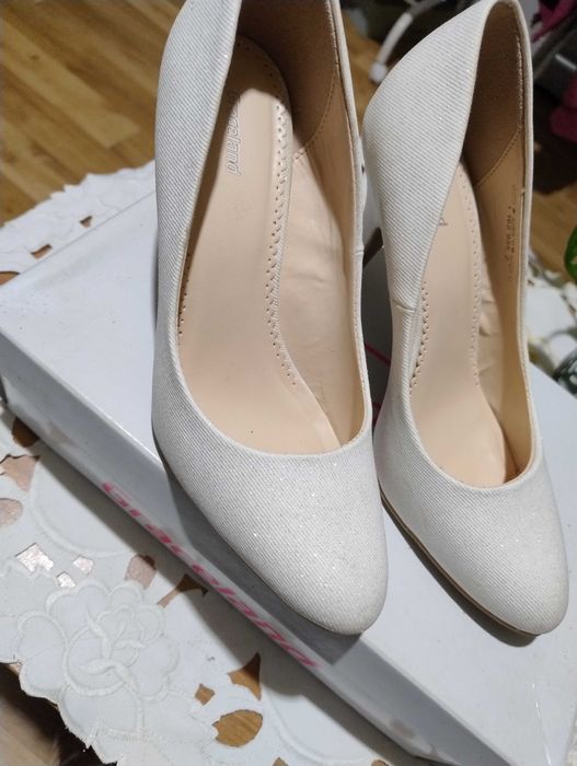 Buty na obcasie Graceland