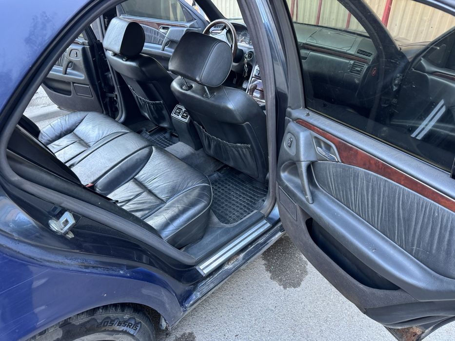 Мерседес E250 w210