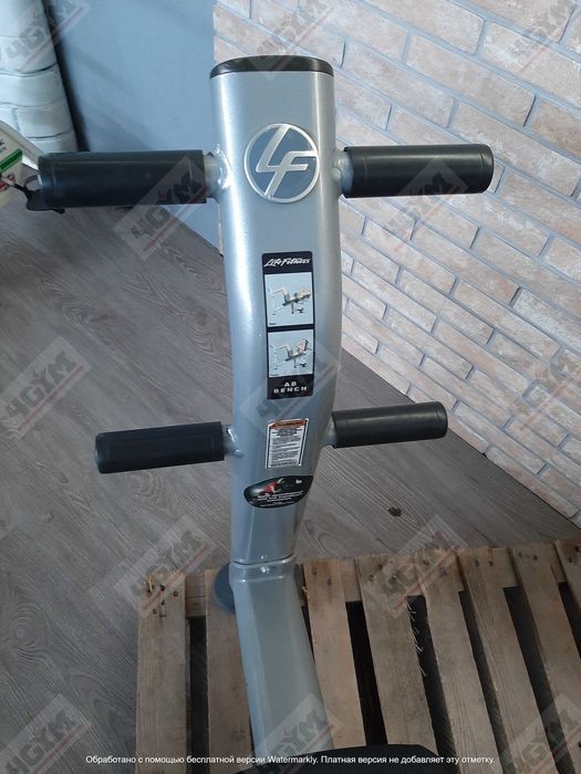 Лавка для преса Life Fitness Signature Ab Crunch Bench