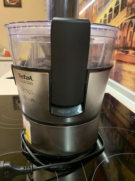 Продам соковижималку tefal