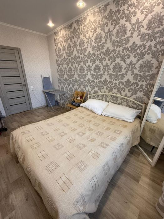 Продаю 2х комнатную квартиру в Центре. Улица Декабристов.