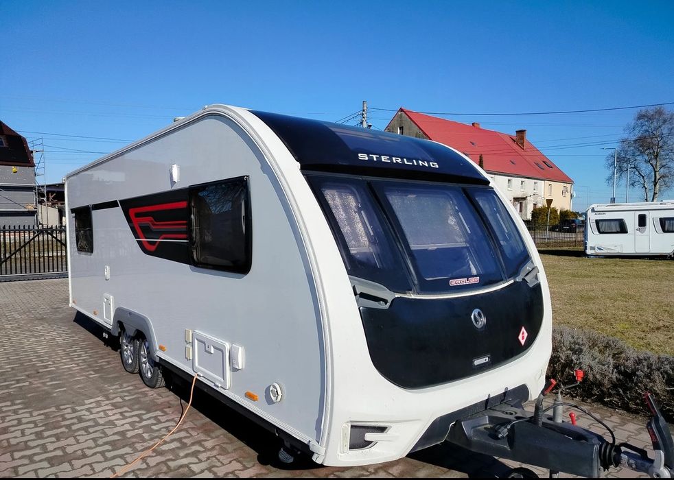 Sterling Eccles 640 6 місць
