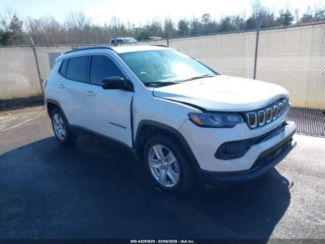 Авто в дорозі JEEP COMPASS LATITUDE FWD 2022, джип компас, США, фото відправки